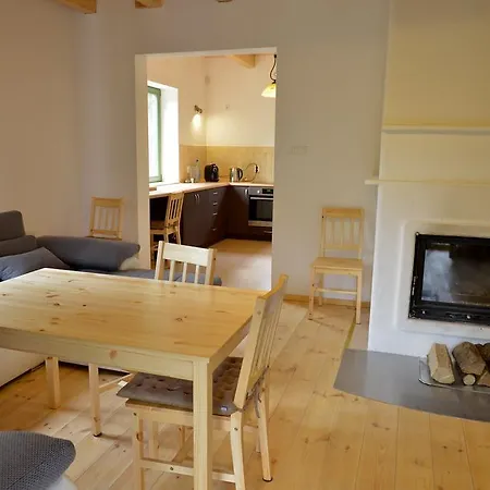 Holiday home Dom W Szkotowie